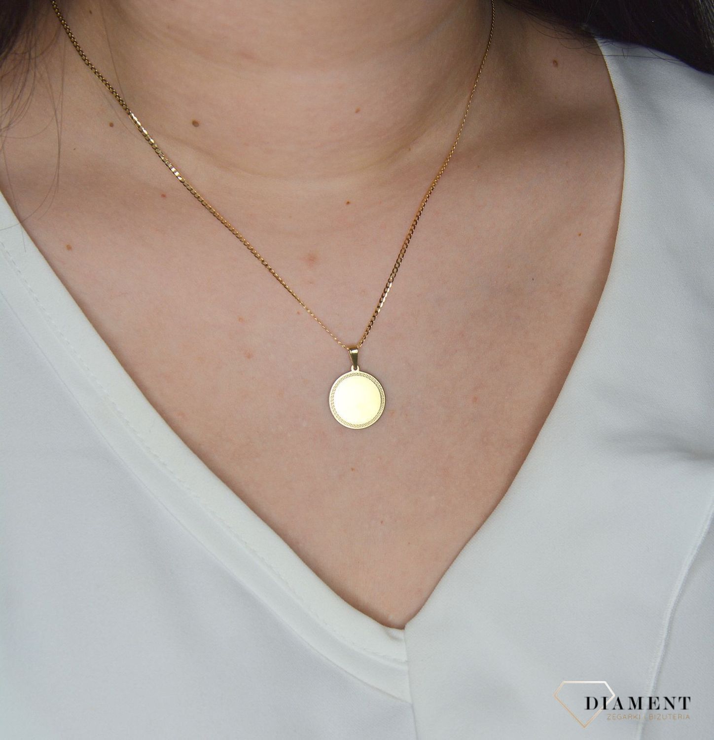 Złota zawieszka 585 okrągła z drogą grecką DIA-ZA 4819-585.jpg